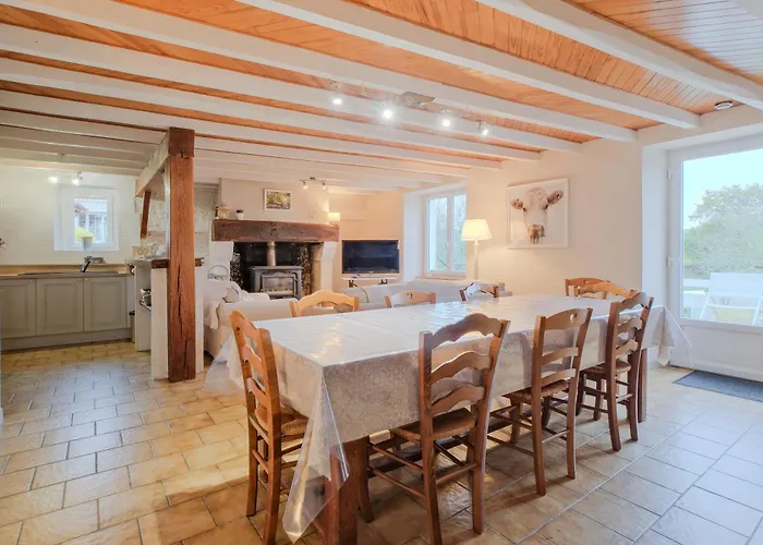 Le Moutat-l'etable Сasa de vacaciones *